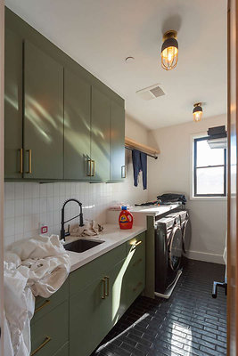 12980 laundry 1
