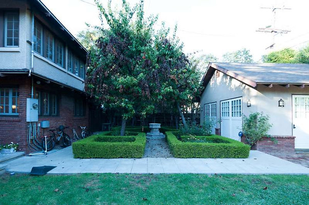 10254 garden 3