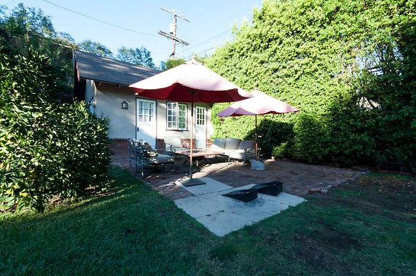 10254 patio 2