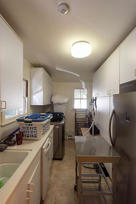 13112 laundry 1