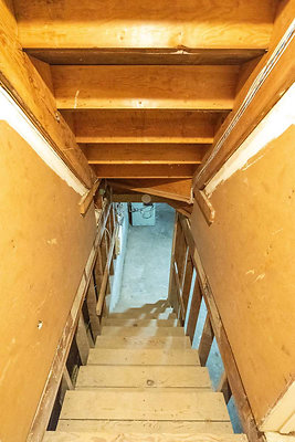13112 basement 1