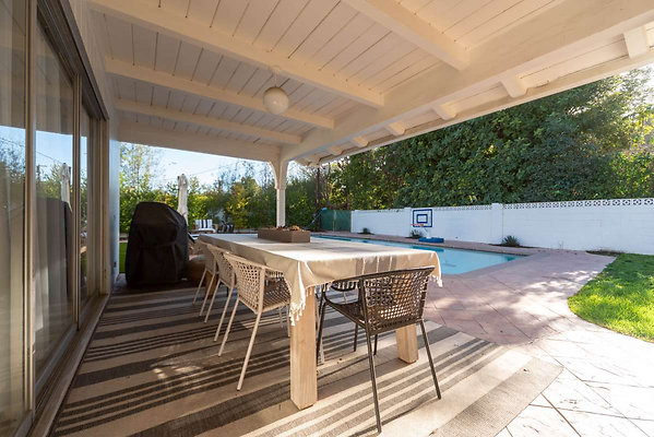 13112 patio 5