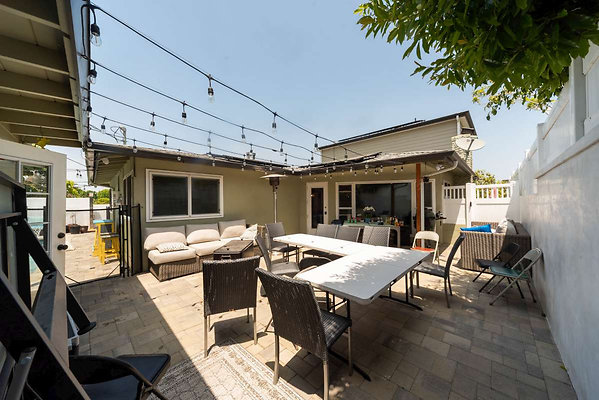 12798 patio 3