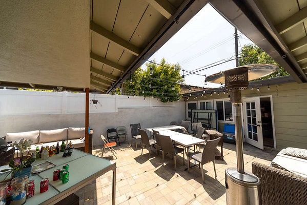12798 patio 4
