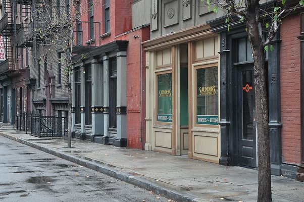 wb backlot 008