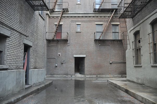 wb backlot 061