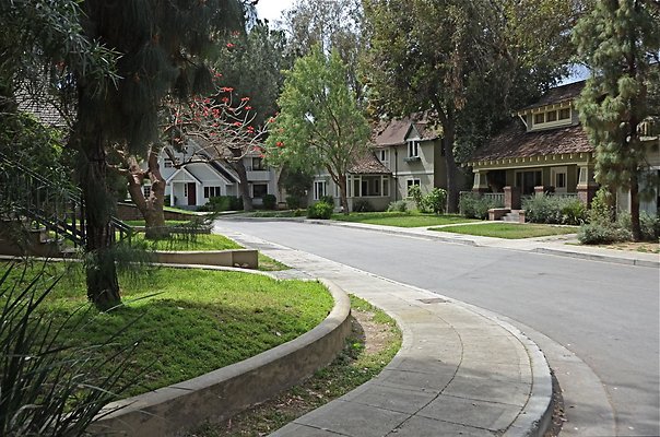 Universal-Elm Street