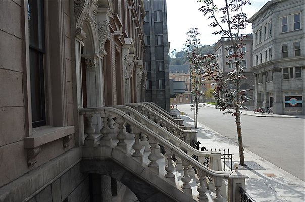universal studios-brownstone st. 31
