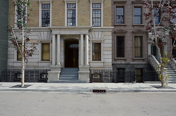 universal studios-brownstone st. 27