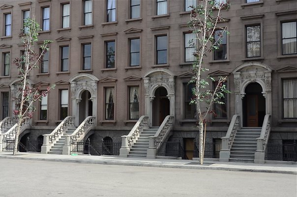 universal studios-brownstone st. 39