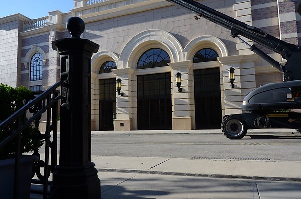 warner bros.-brownstone st. - 26