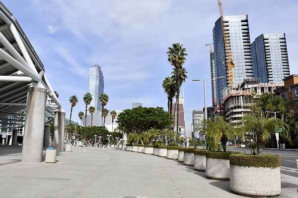 lacc south plaza 011