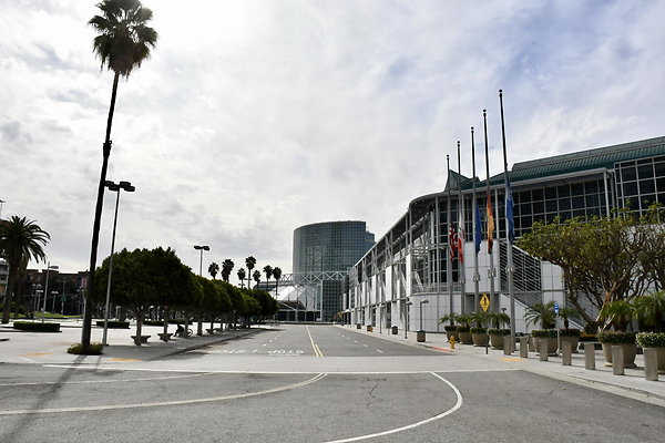 lacc west plaza 027