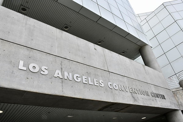 lacc west plaza 001