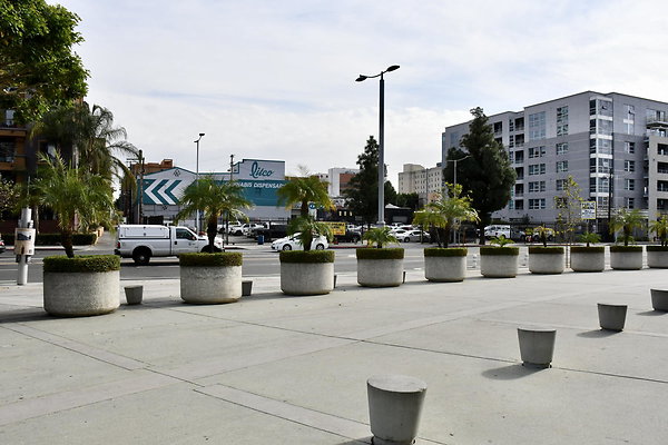 lacc south plaza 009