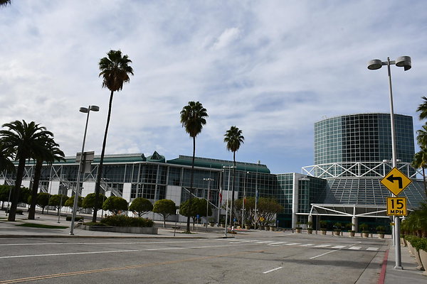 lacc west plaza 005