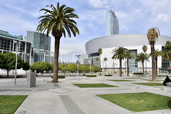 lacc west plaza 024