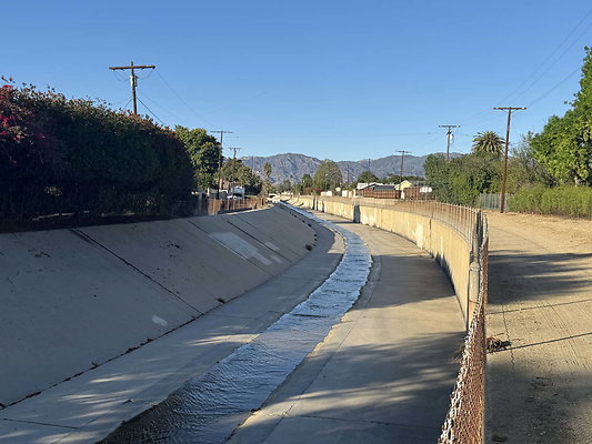 la river 2 019