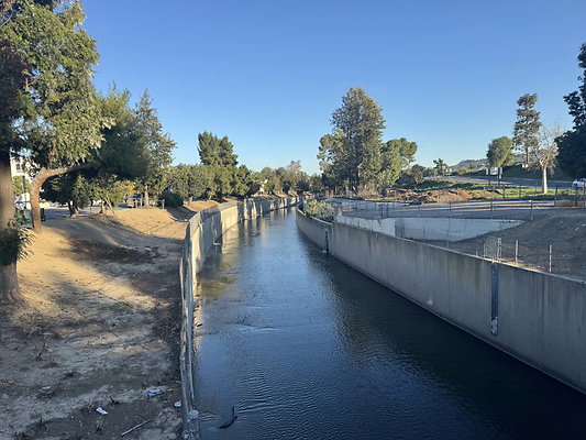 la river 3 007