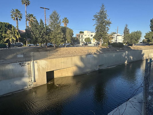 la river 3 013