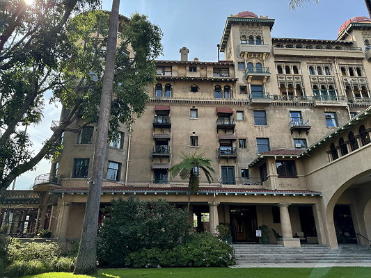 castle ext 001