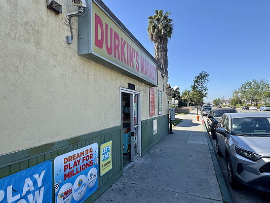 Durkin&apos;s Market-Norwalk