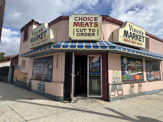 Vince&apos;s Market