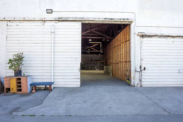 48-BowTrussWarehouse6773