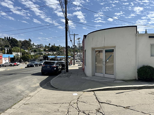 3716 Tracy Street -Silver Lake
