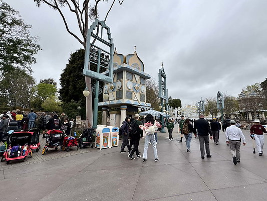 disneyland 084