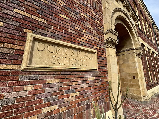 dorris place 000