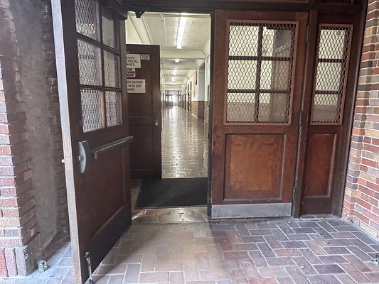 dorris place 068