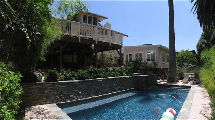 8586 pool 1