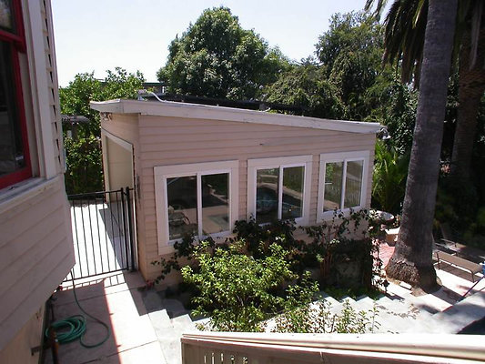 8586 garage 2