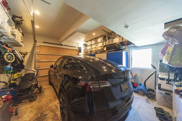 13678 garage 2