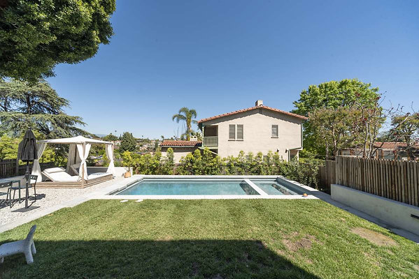 13678 pool 4