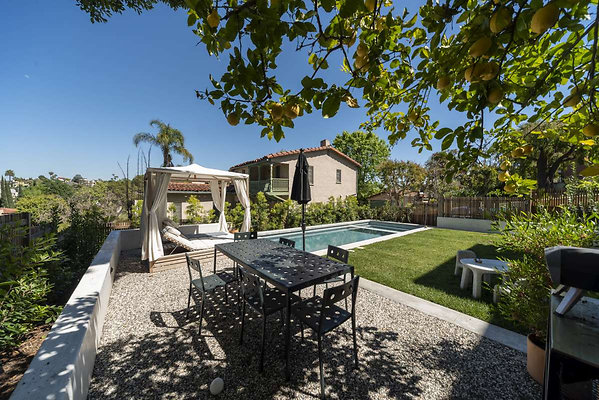 13678 patio 1