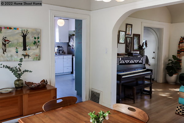 11dining-room-reverse