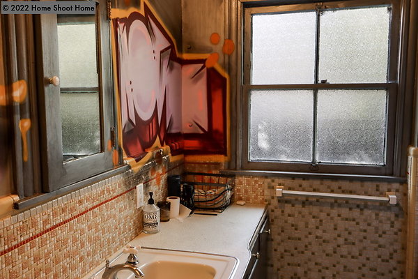 27bathroom