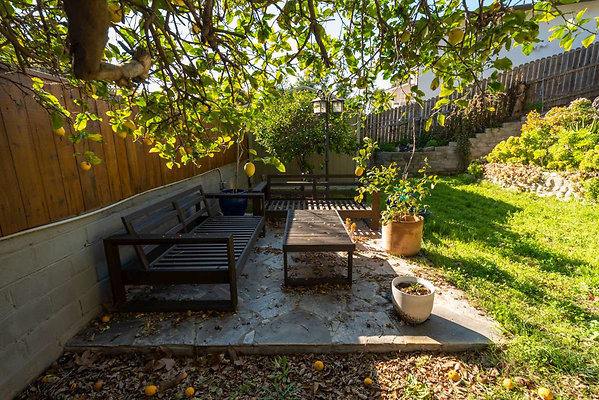 13158 patio 4