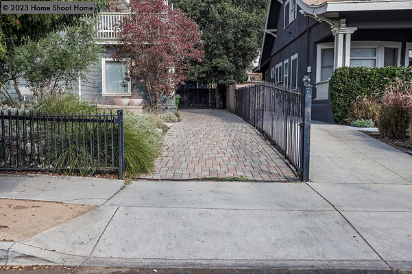 109driveway