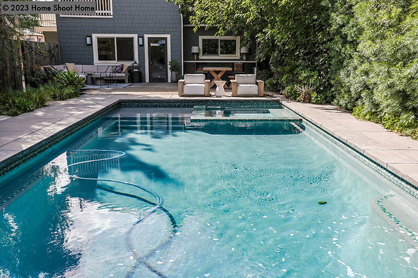 81pool-reverse