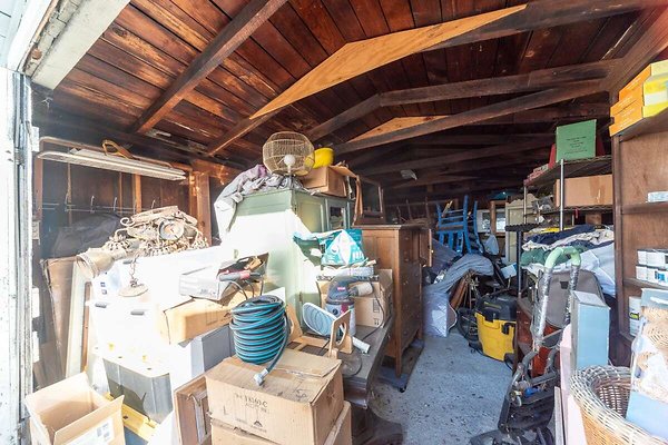 13919 garage 5