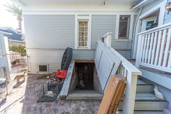 13919 basement 3