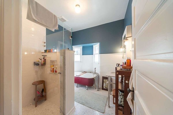 13919 bath 1