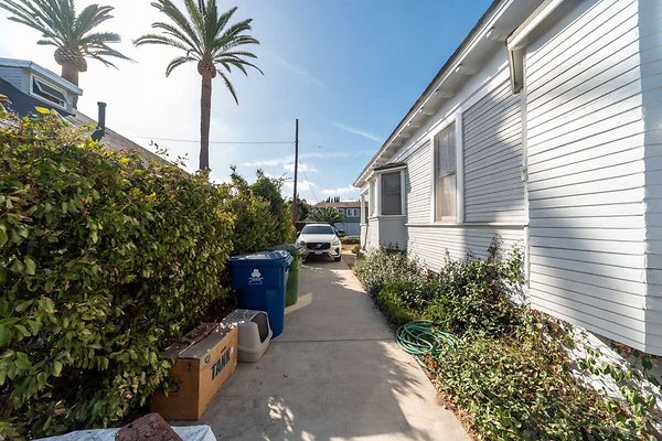 13919 drive 1