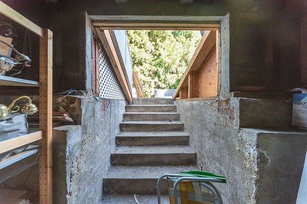 13919 basement 2