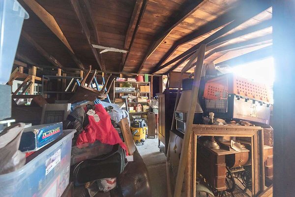 13919 garage 3