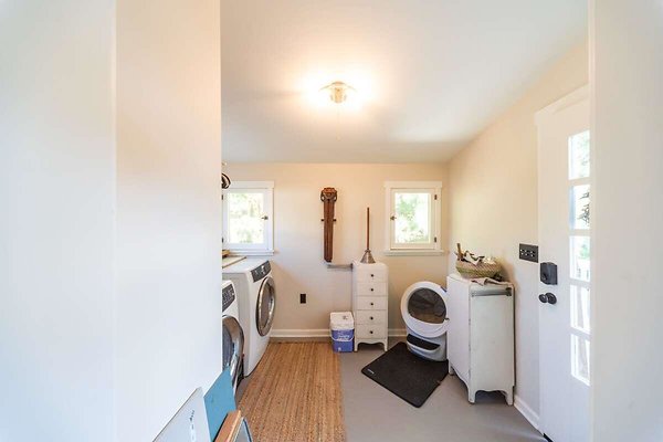 13919 laundry 1