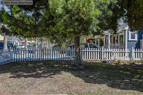 48front-lawn-side-view-reverse